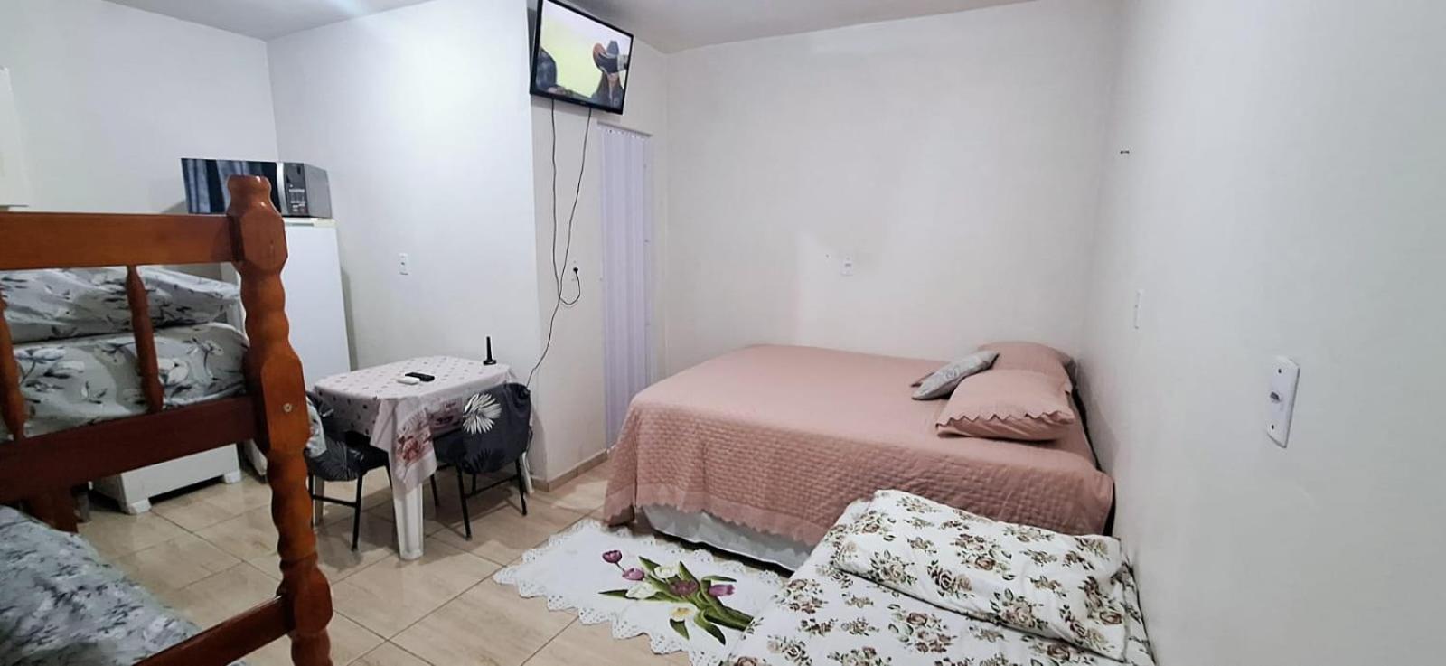 Kitnet S1 Em Torres-Rs - Na Mais Bela Praia Gaucha - Cozinha - Banheiro - Ar Condicionado - Tv E Wi-Fi - Estacionamento - Anfitria Superhost No Bnb Экстерьер фото